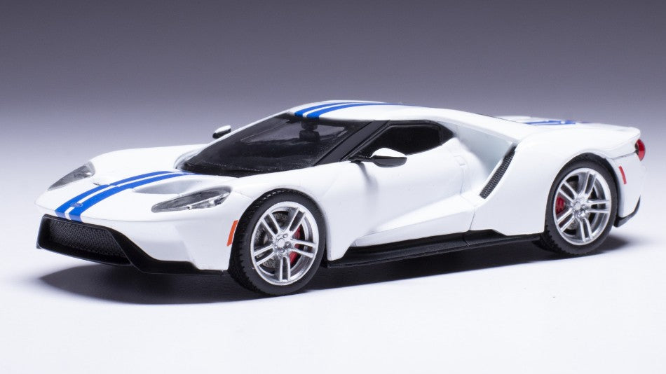 MODELLINO IN SCALA COMPATIBILE CON FORD GT HELLCAT 2017 WHITE/BLUE 1:43 IXO MODEL CLC536