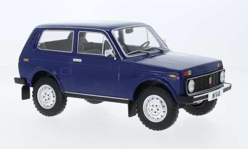 MODELLINO IN SCALA COMPATIBILE CON LADA NIVA 1976 DARK BLUE 1:18 MODELCARGROUP MCG18130