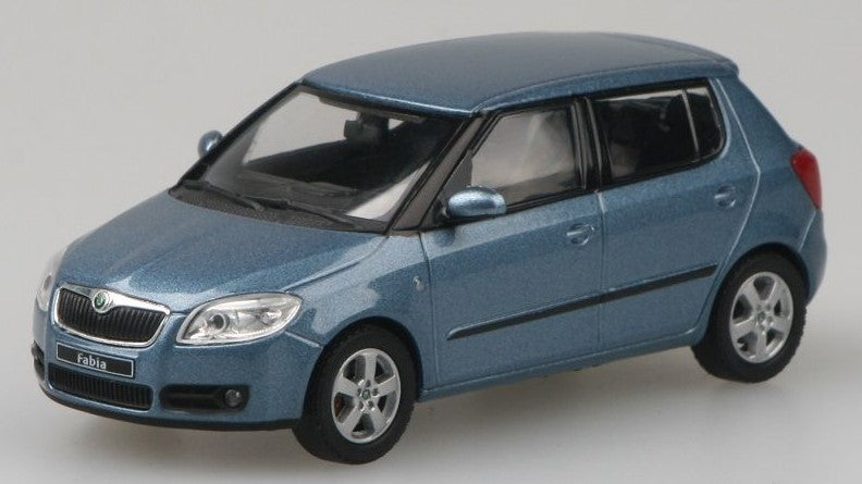 MODELLINO IN SCALA COMPATIBILE CON SKODA FABIA II 2006 MET.BLUE 1:43 ABREX AB008CE