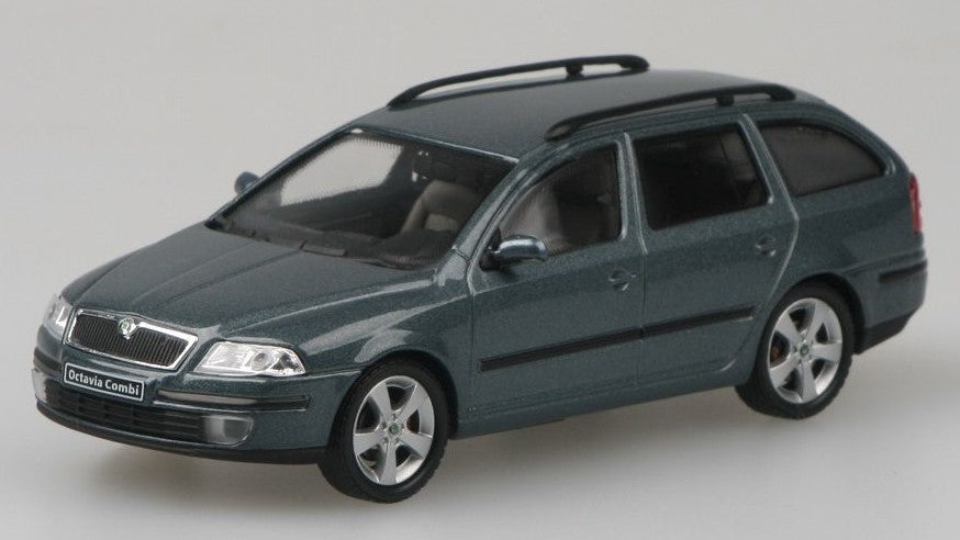MODELLINO IN SCALA COMPATIBILE CON SKODA OCTAVIA II COMBI 2004 MET.GREY 1:43 ABREX AB002C
