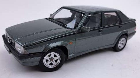 MODELLINO Triple 9 ALFA ROMEO 75 DARK GREY METALLIC 1:18 MODEL SCALE T9-1800473 250506