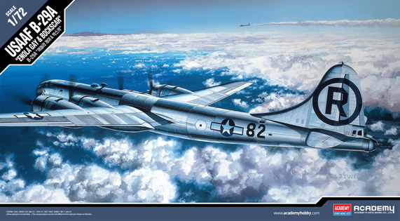 Kit modello aereo 12528 - B-29A "ENOLA GAY & BOCKSCAR" (1:72)