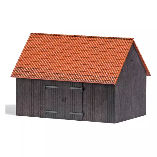 Fienile in legno con grandi cancelli doppi BUSCH 1900 - HO 1/87