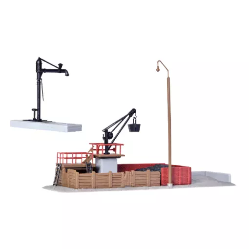 Impianto di alimentazione del carbone con gru ad acqua - Marrone / nero - KIBRI 37434 - N in scala 1/160 - 120 x 40 x 79 mm