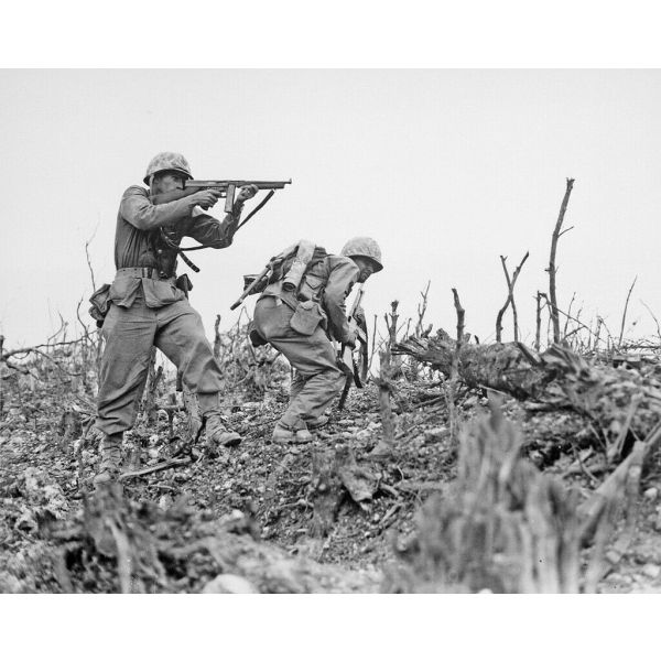 Zvezda - 1/72 Us Marines Wwii (12/21) * - ZVE6279