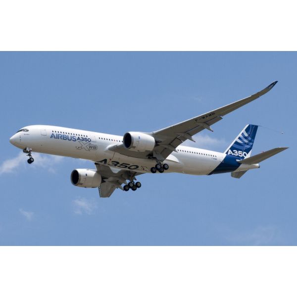 Zvezda - 1/144 Airbus A 350-900 (12/21) * - ZVE7039