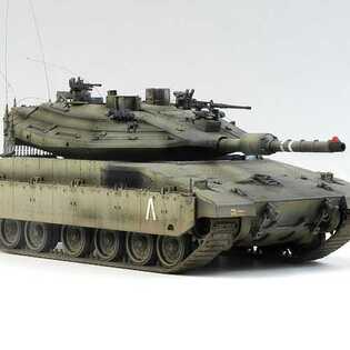 Model Kit serbatoio 13227 - MERKAVA MK.IV LIC (1:35)