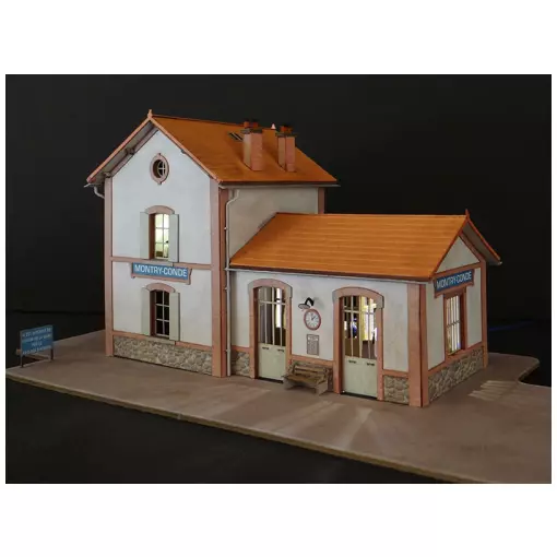 Halte EST (Montry-Condé) - Régions et Compagnies GAR706 - HO 1/87