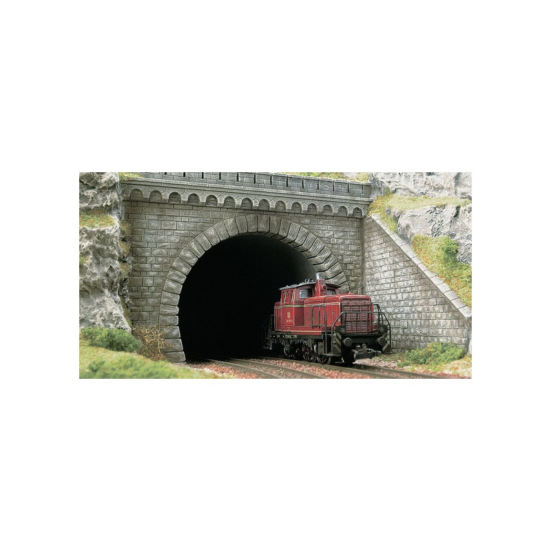 Bocca del tunnel con parete laterale. BUSCH 7023