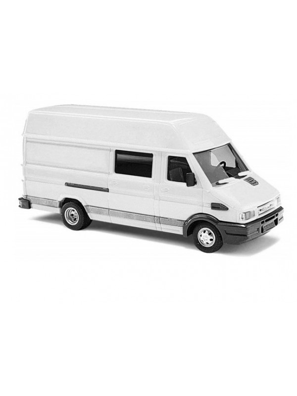 BUSCH 60270 Scala HO Iveco Daily Kasten 1996 in kit (da costruire)