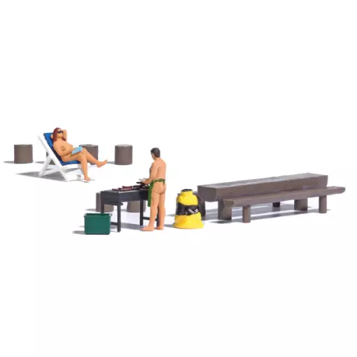 Scena "Barbecue per nudisti" con 2 figure Busch 7946 - HO 1/87
