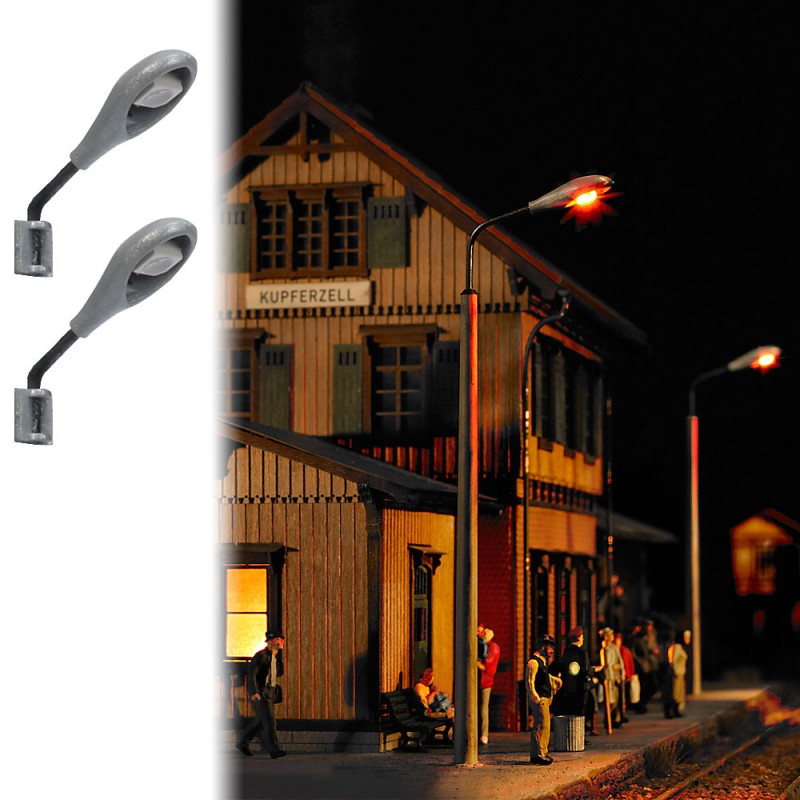 Due lampade da parete. BUSCH 4133