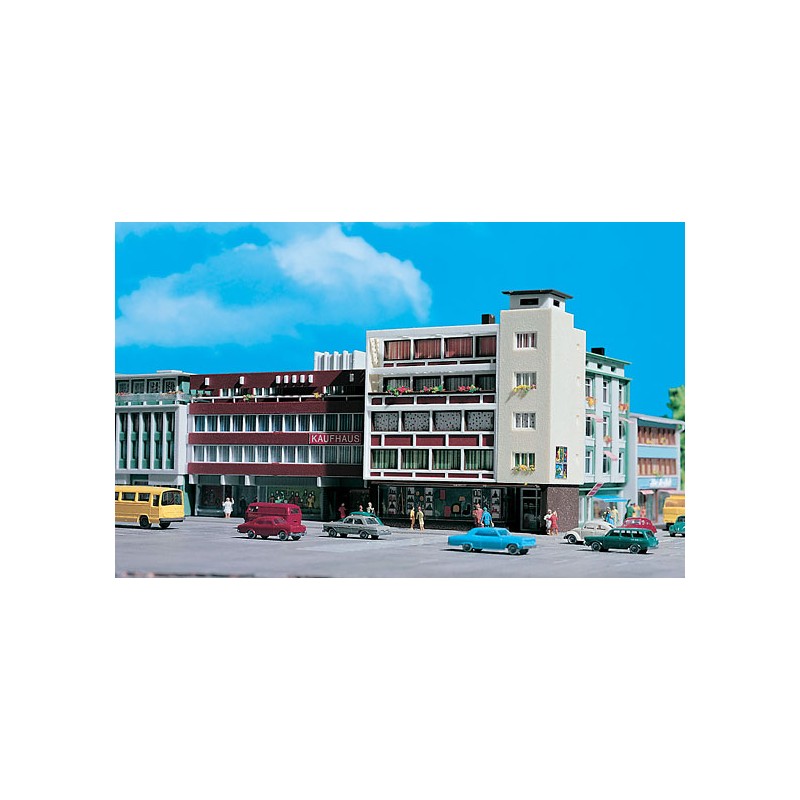 Edificio cittadino di quattro piani. VOLLMER 47728