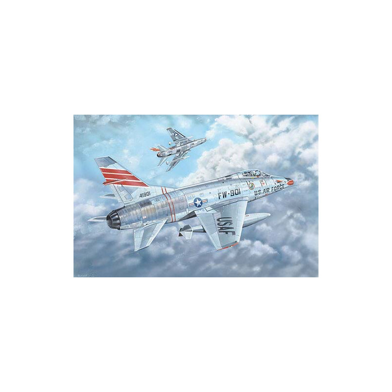 F-100C Super Sabre. TRUMPETER 03221