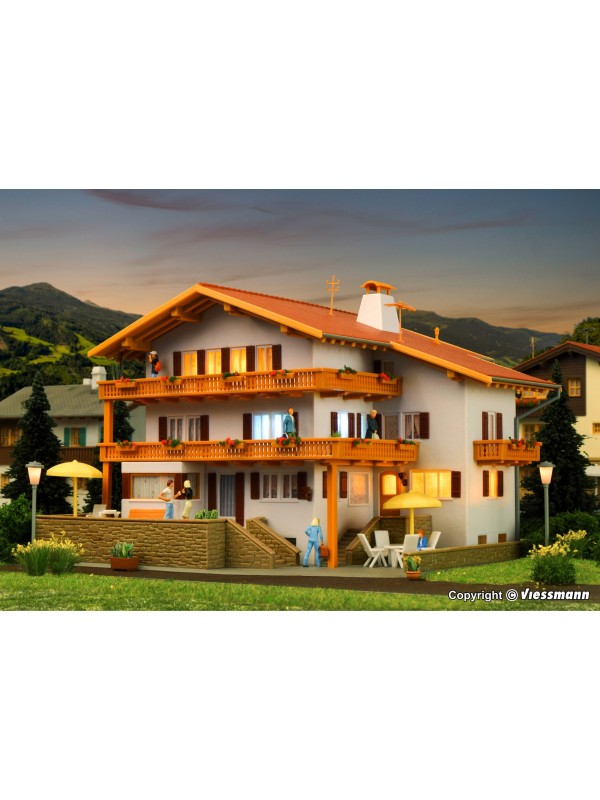 KIBRI 38077 Scala HO Abitazione alpina moderna a due piani