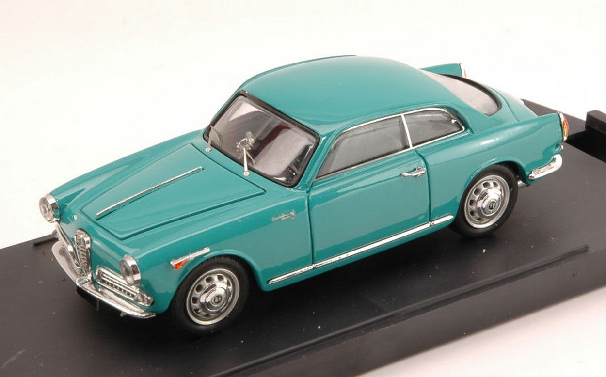 MODELLINO IN SCALA COMPATIBILE CON ALFA ROMEO GIULIETTA SPRINT 2s STREET 1959 BLU CHIARISSIMO 1:43 BANG BG7202