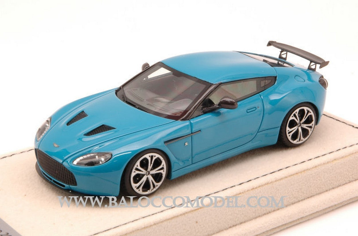 MODELLINO IN SCALA COMPATIBILE CON ASTON MARTIN V12 ZAGATO 2012 BABY BLUE ED.LIM.PCS 50 1:43 TECNOMODEL TMDMI52AG