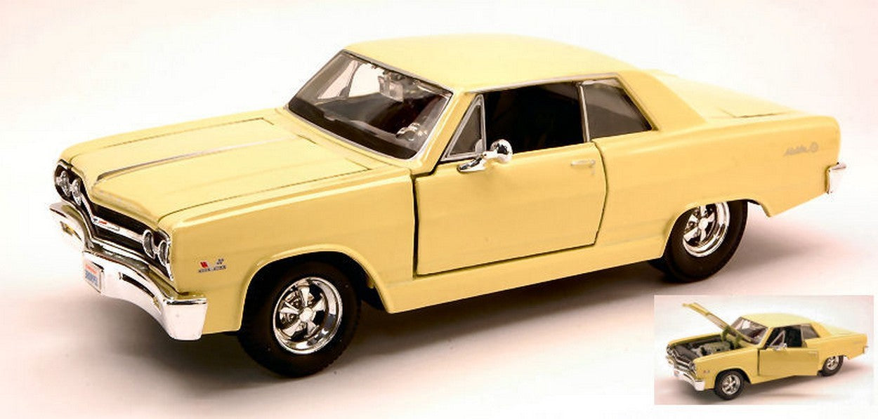 MODELLINO IN SCALA COMPATIBILE CON CHEVROLET MALIBU SS 1965 LIGHT YELLOW 1:24 MAISTO MI31258