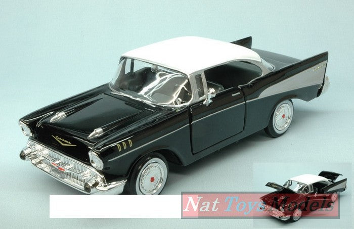 MODELLINO IN SCALA COMPATIBILE CON CHEVY BEL AIR 1957 BLACK W/WHITE ROOF 1:24 MOTORMAX MTM73228BK