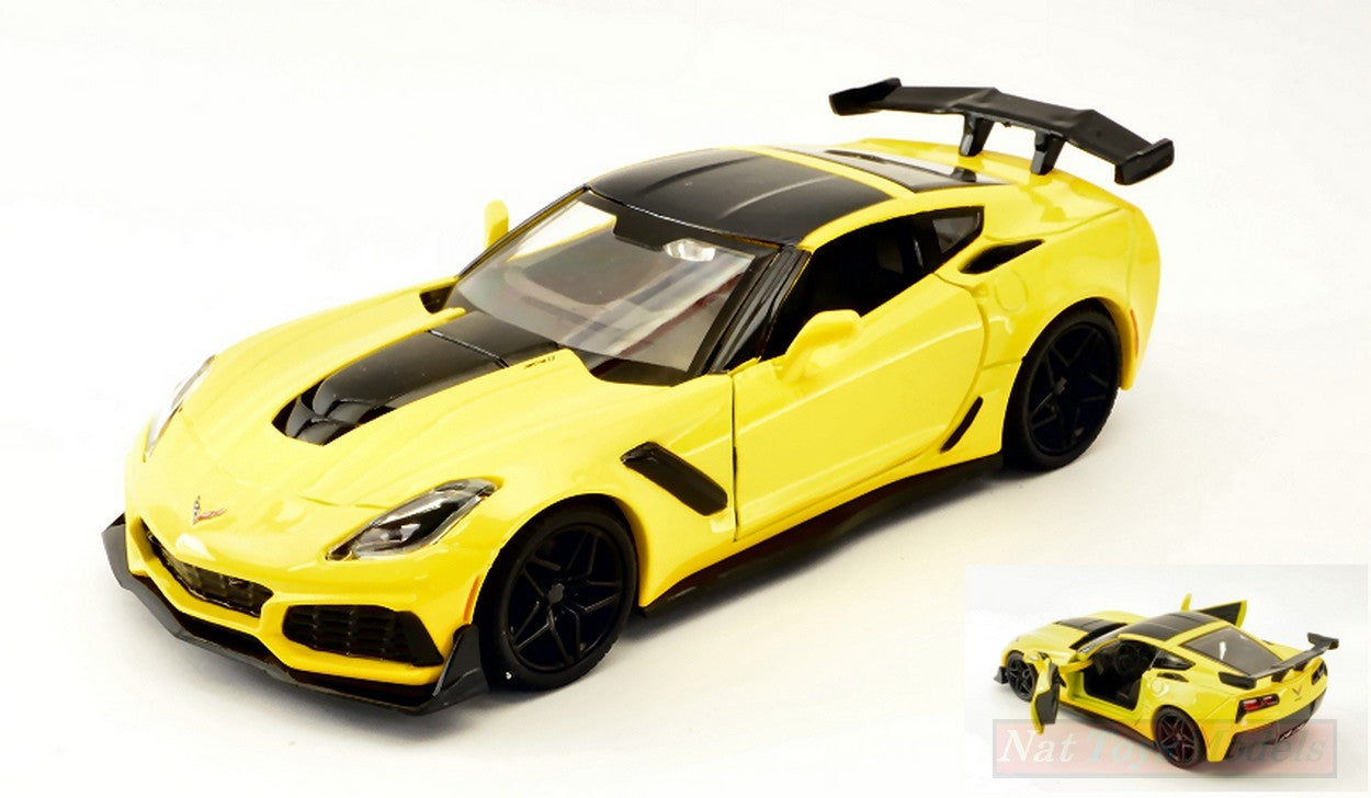 MODELLINO IN SCALA COMPATIBILE CON CORVETTE ZR1 2019 YELLOW 1:24 MOTORMAX MTM79356Y