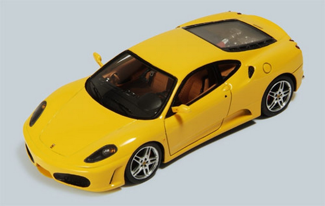 MODELLINO IN SCALA COMPATIBILE CON FERRARI F 430 2004 YELLOW 1:43 RED LINE RL044