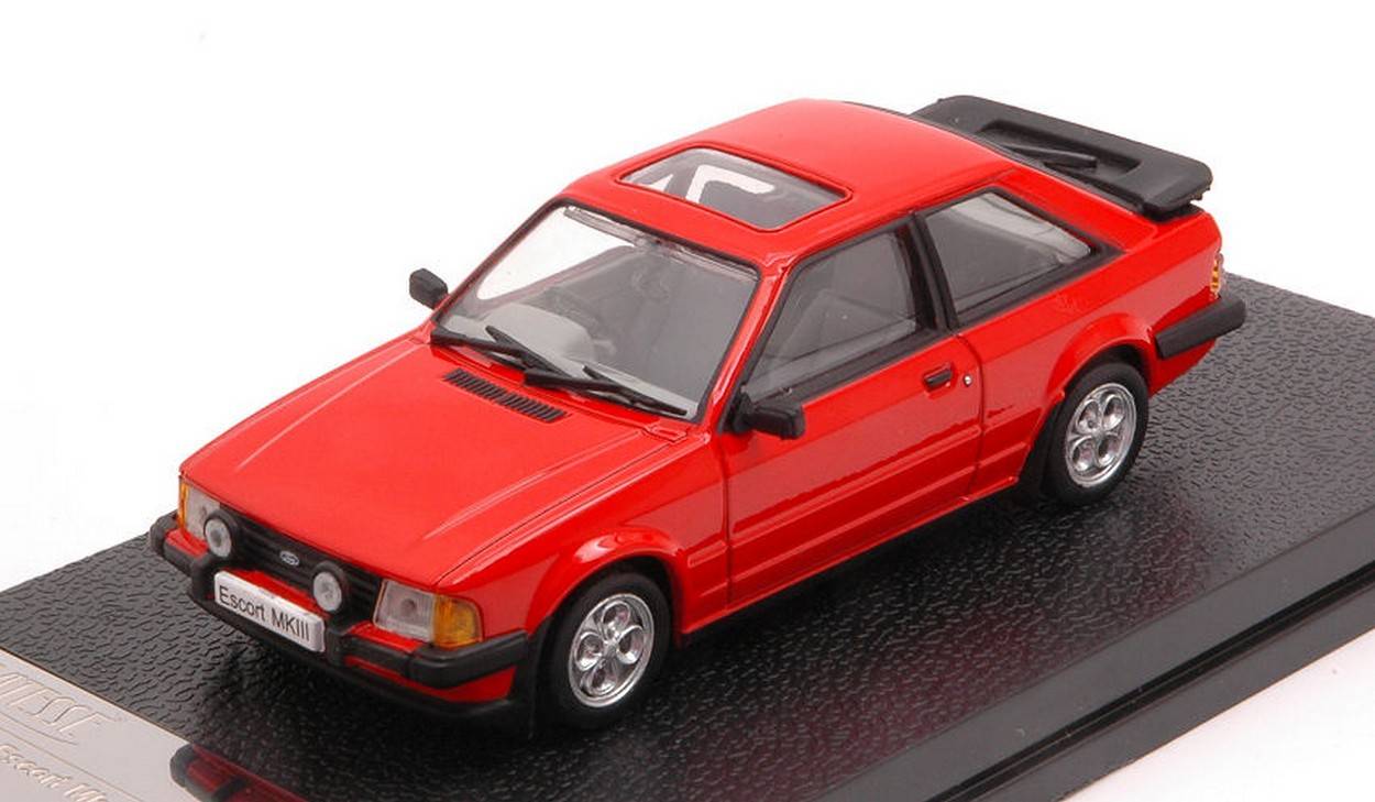 MODELLINO IN SCALA COMPATIBILE CON FORD ESCORT MK III XR3i 1983 RED 1:43 TRIPLE 9 T9-43091