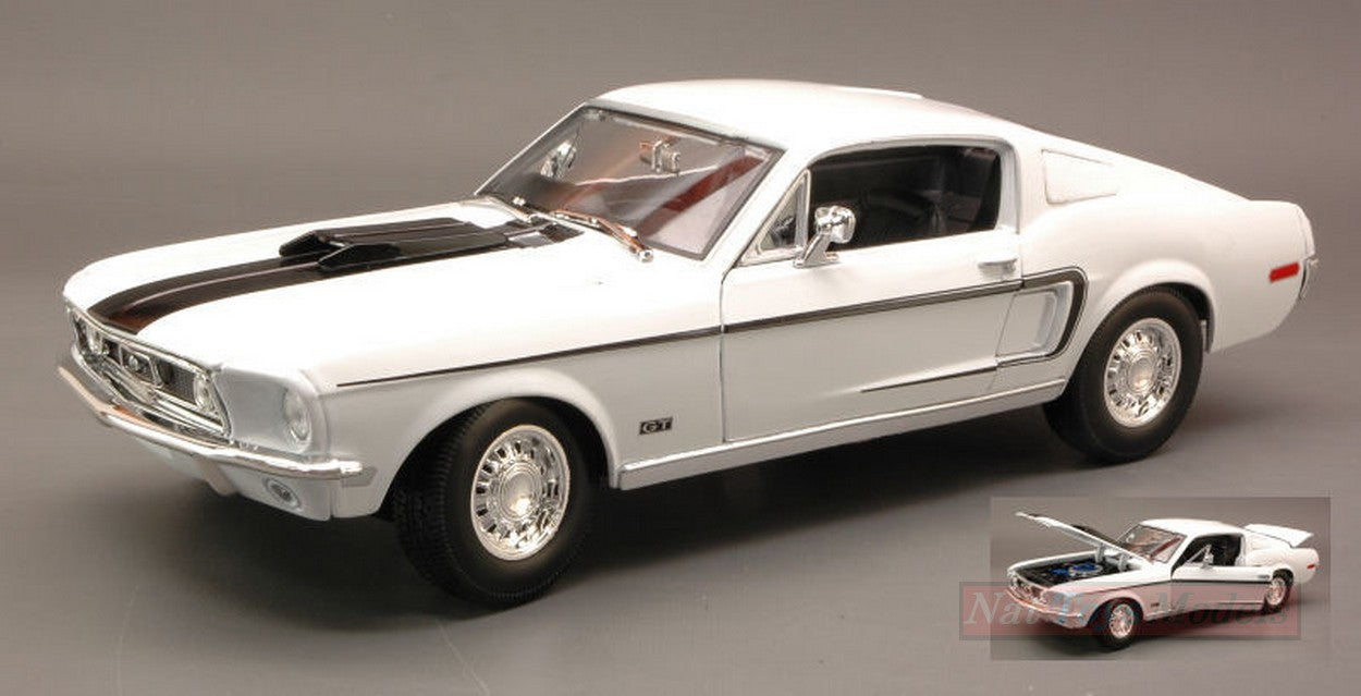 MODELLINO IN SCALA COMPATIBILE CON FORD MUSTANG GT COBRA JET 1968 WHITE 1:18 MAISTO MI31167W
