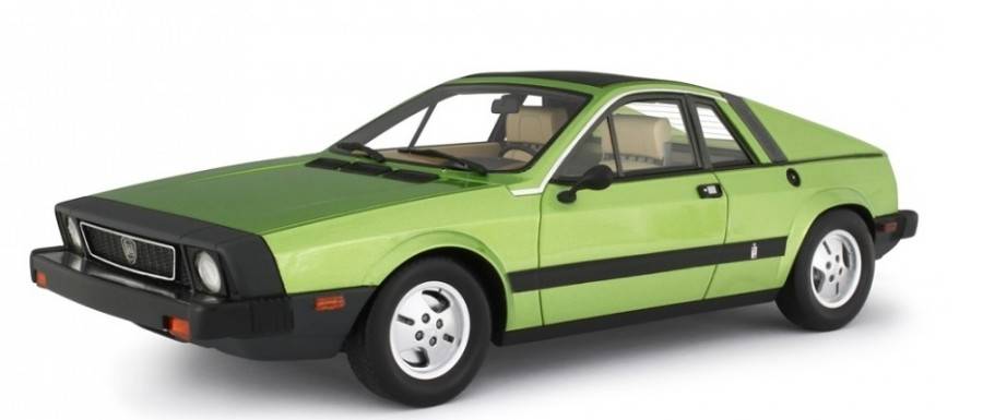MODELLINO IN SCALA COMPATIBILE CON LANCIA SCORPION 1976 MET.GREEN 1:18 LAUDO RACING LM134D