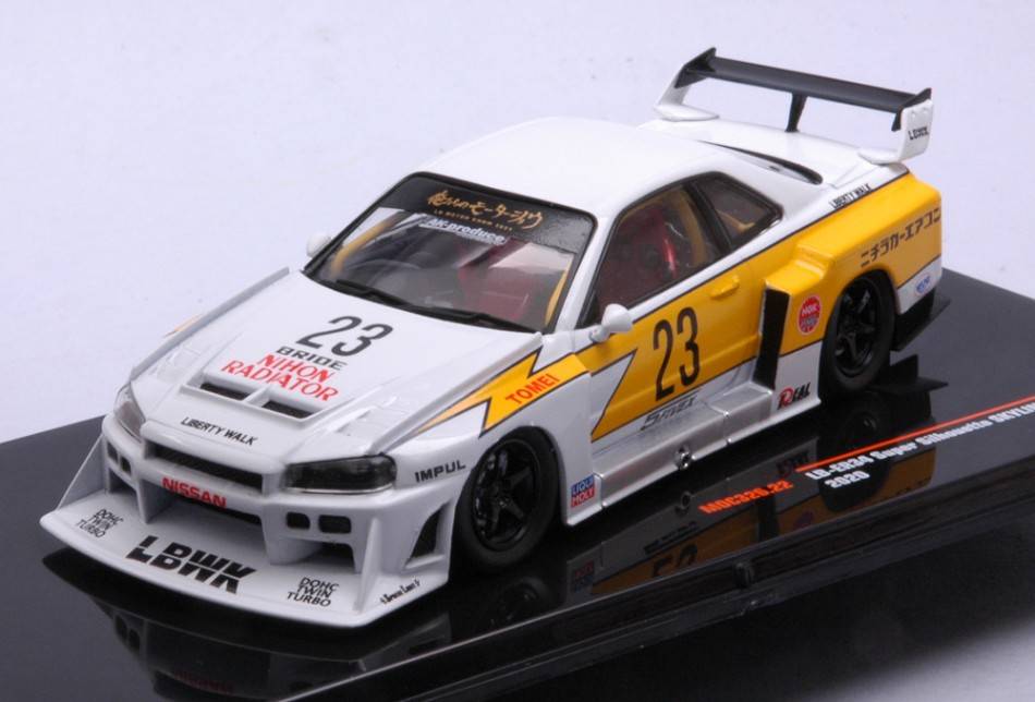 MODELLINO IN SCALA COMPATIBILE CON NISSAN LB-ER34 SUPER SILHOUETTE SKYLINE 2020 WHITE 1:43 IXO MODEL MOC326