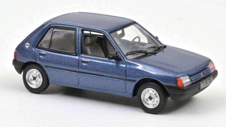 MODELLINO IN SCALA COMPATIBILE CON PEUGEOT 205 GL 1988 MING BLUE 1:43 NOREV NV471736