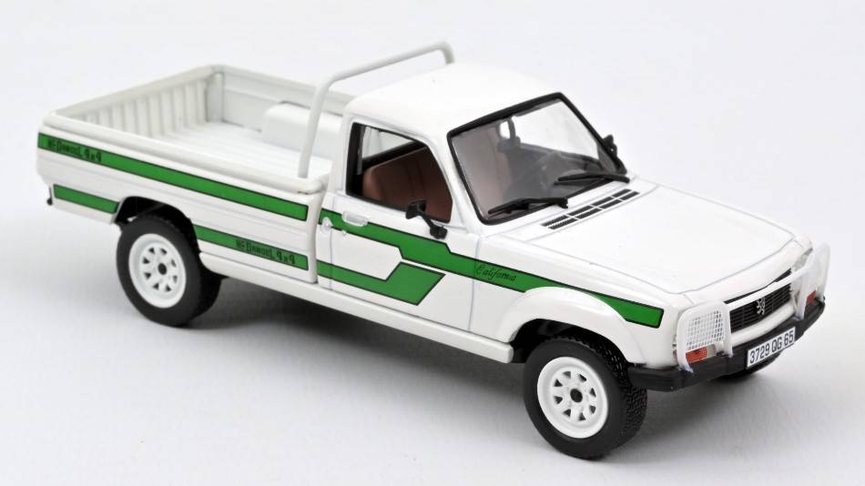 MODELLINO IN SCALA COMPATIBILE CON PEUGEOT 504 PICK UP 4x4 DANGEL 1985 WHITE 1:43 NOREV NV475458