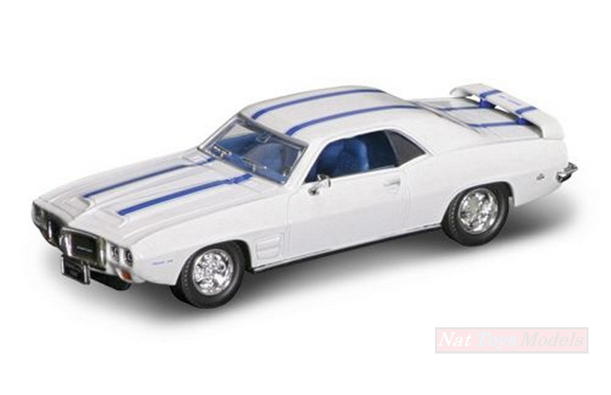MODELLINO IN SCALA COMPATIBILE CON PONTIAC FIREBIRD TRANS AM 1969 WHITE W/BLUE STRIPES 1:43 LUCKY LDC94238W