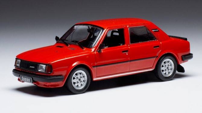 MODELLINO IN SCALA COMPATIBILE CON SKODA 130 L 1988 RED 1:43 IXO MODEL CLC445