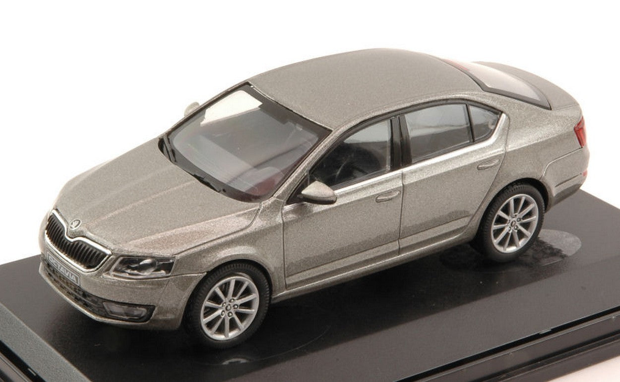 MODELLINO IN SCALA COMPATIBILE CON SKODA OCTAVIA III 2013 CAPPUCCINO BEIGE 1:43 ABREX AB026YB