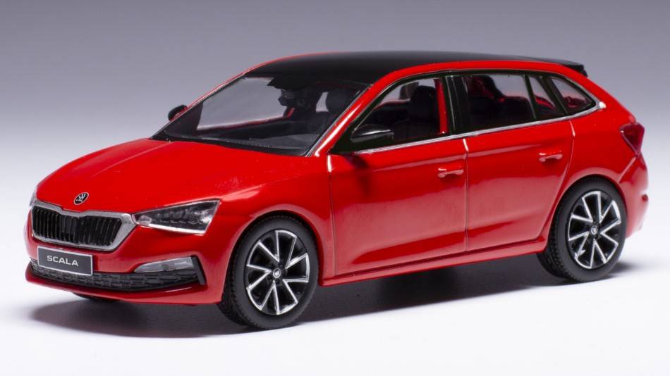 MODELLINO IN SCALA COMPATIBILE CON SKODA SCALA 2019 RED 1:43 IXO MODEL CLC527