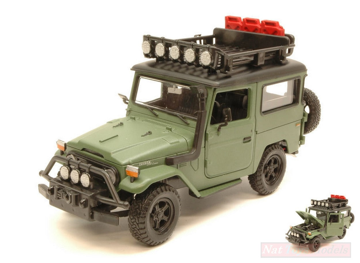 MODELLINO IN SCALA COMPATIBILE CON TOYOTA FJ40 LAND CRISER 1974 MATT GREEN 1:24 MOTORMAX MTM79137GN