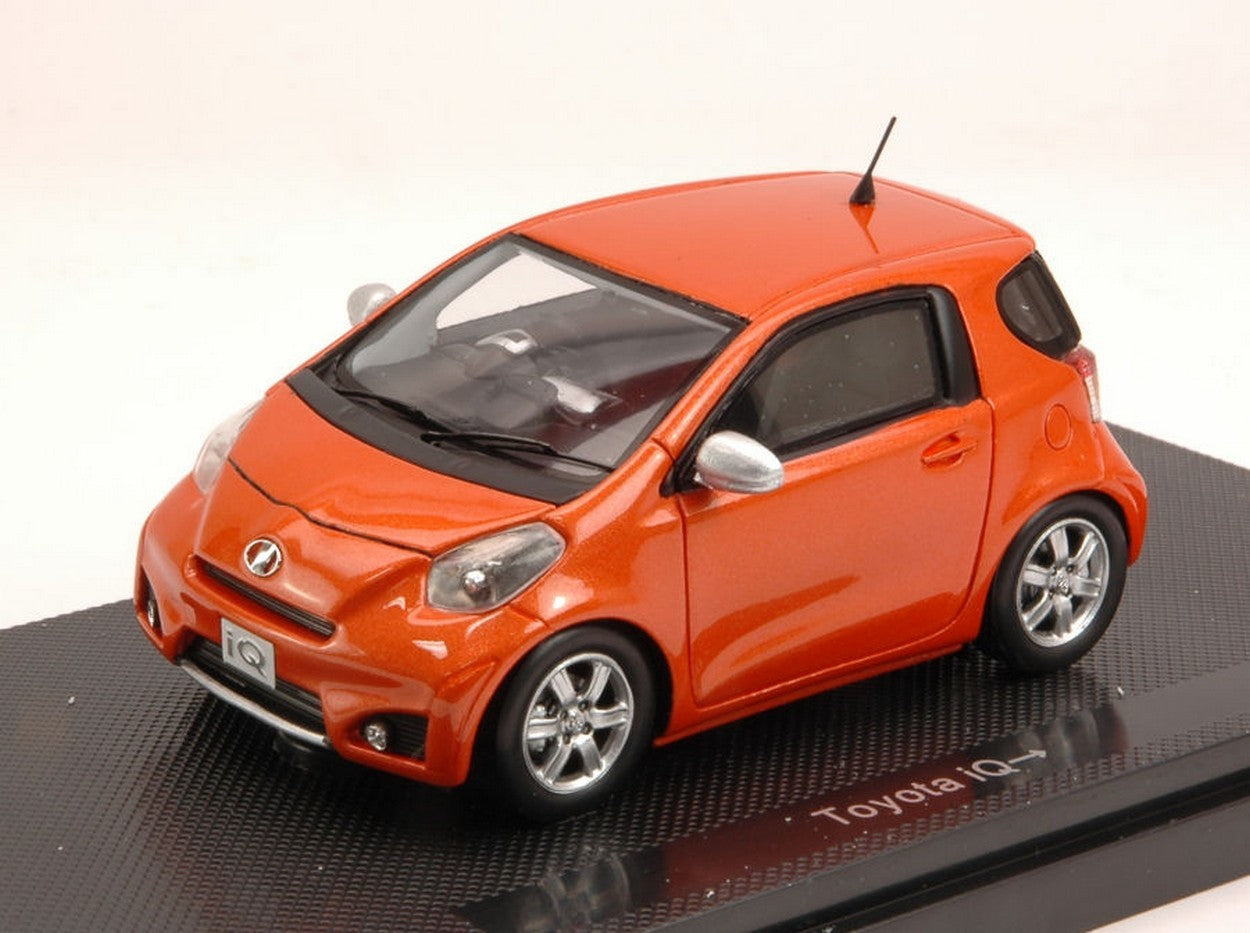 MODELLINO IN SCALA COMPATIBILE CON TOYOTA IQ 2009 BRONZE 1:43 EBBRO EB44698