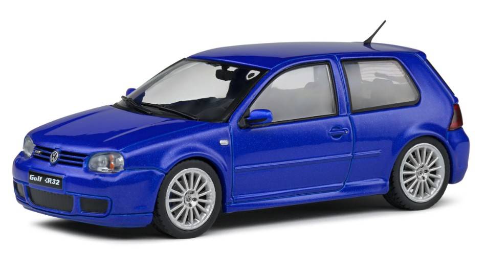 MODELLINO IN SCALA COMPATIBILE CON VW GOLF IV R32 2003 BLUE 1:43 SOLIDO SL4313601