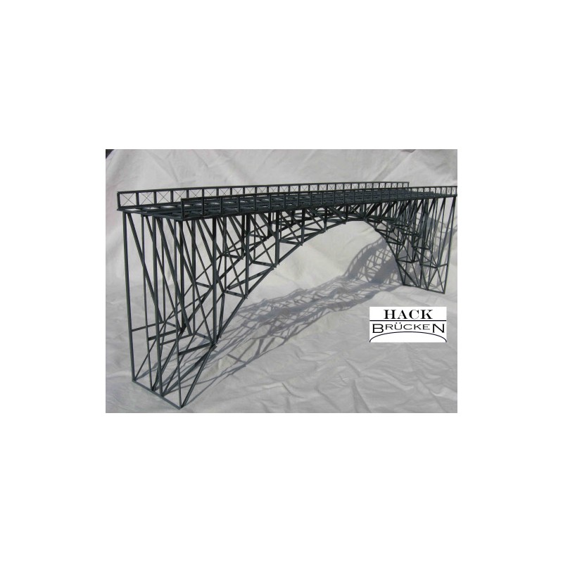 Ponte in metallo ad arco alto. HACK BRUCKEN H60-2