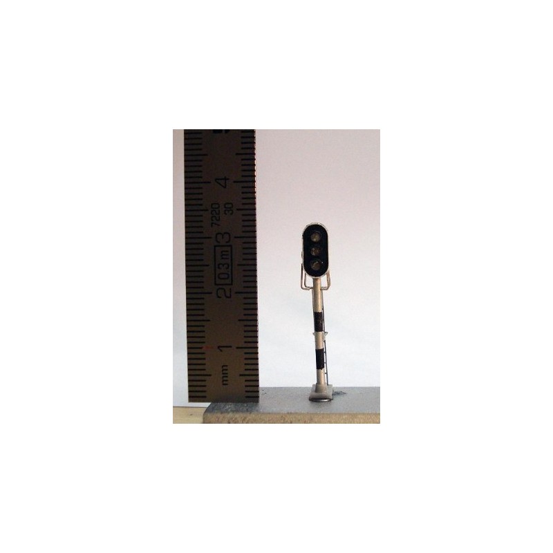 Segnale luminoso a 3 aspetti. MAFEN 4131.01