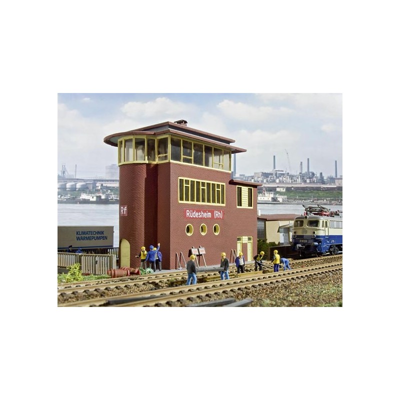 Torre di controllo di "Rüdesheim". VOLLMER 45767