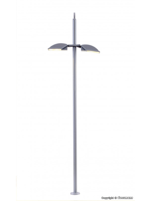 VIESSMANN 6034 Scala HO Lampione doppio moderno da città led bianco (alto 10 cm)
