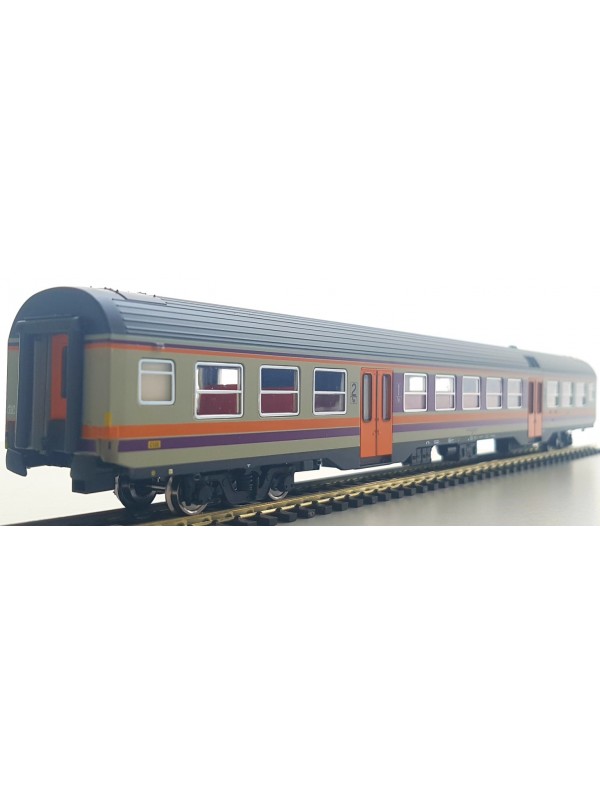 VITRAINS 3225 Scala HO Carrozza MDVC FS di 1/2' classe in livrea d'origine ep. IV