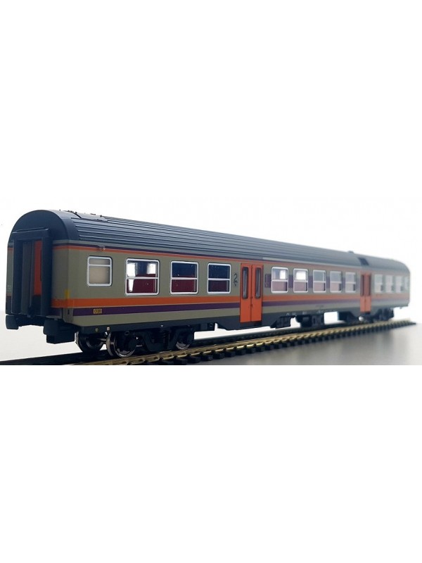 VITRAINS 3232 Scala HO Carrozza MDVC FS di 1/2' classe in livrea d'origine ep. IV