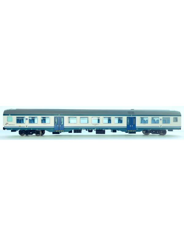 VITRAINS 3415 Scala HO Carrozza MDVC di 2^ classe FS in livrea XMPR epoca VI