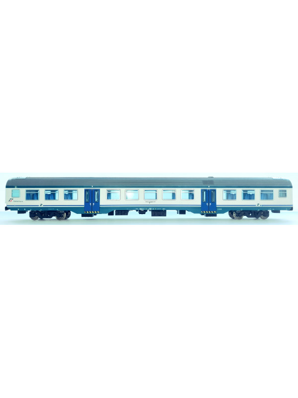 VITRAINS 3416 Scala HO Carrozza MDVC di 2^ classe FS in livrea XMPR epoca VI